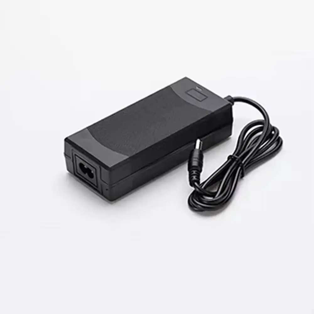 12V 24V গাড়ির স্বয়ংক্রিয় ব্যাটারি চার্জার